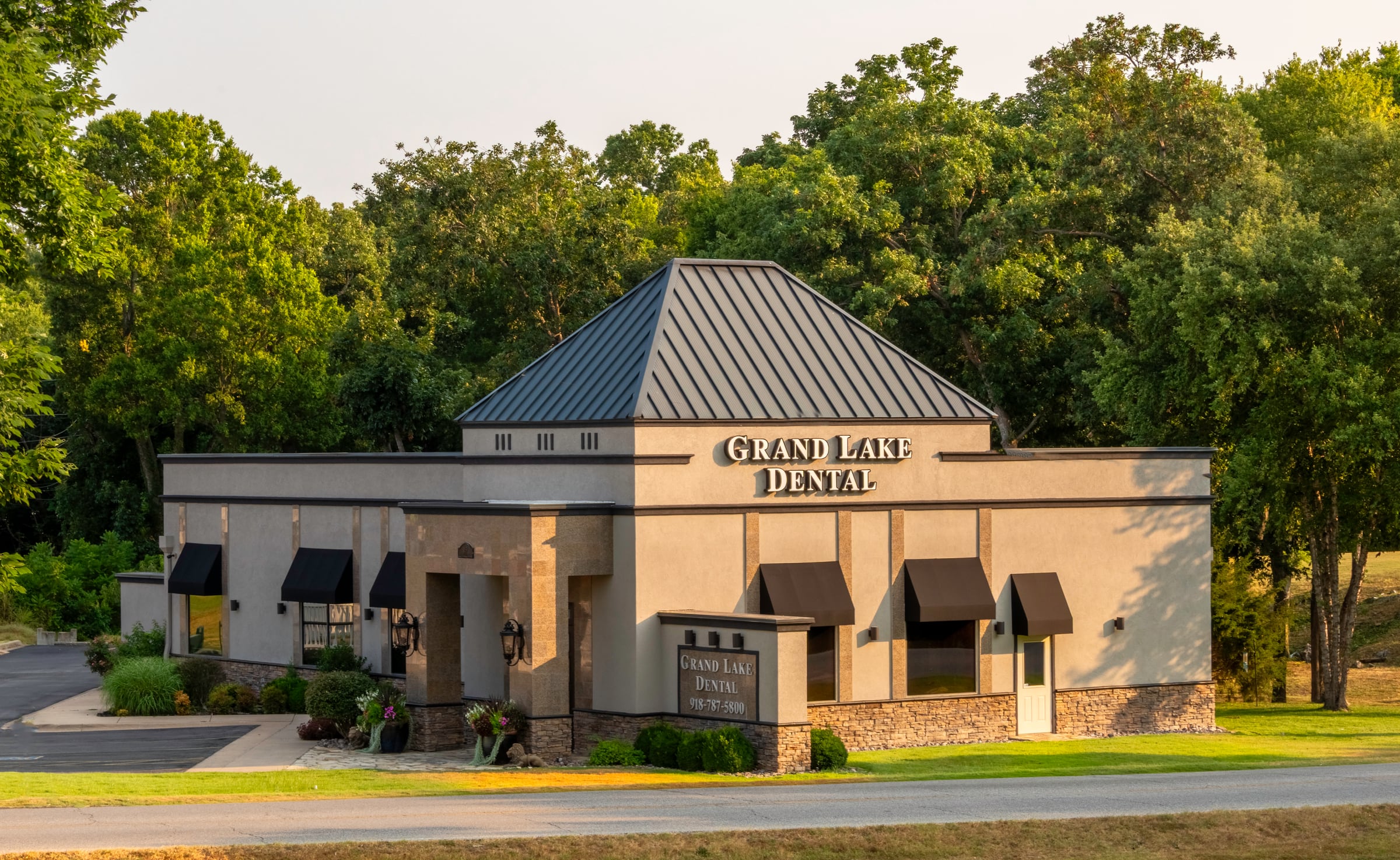 Grand Lake Dental office building in Grove, Oklahoma