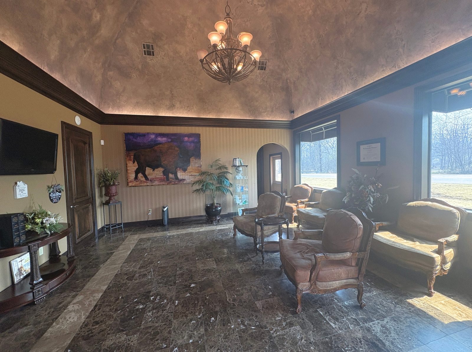Grand Lake Dental reception lounge